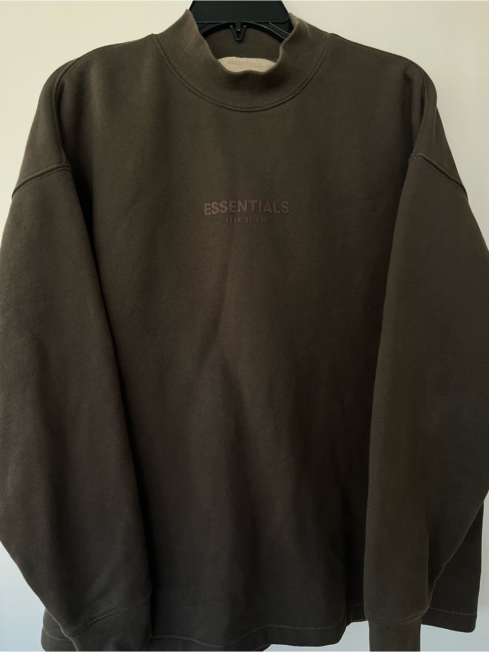 ESSENTIALS Men’s Brown Mock Neck Sweatshirt -S